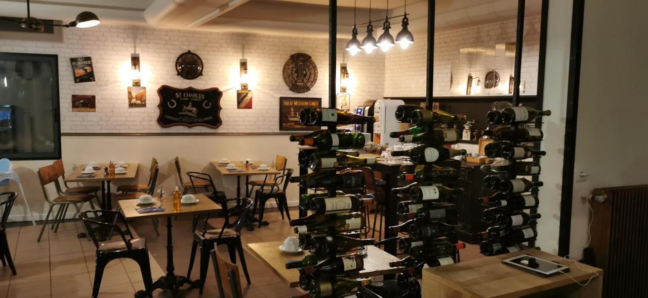 Hotel Restaurant La Voile - Le Dock'Er Локмариаке Екстериор снимка